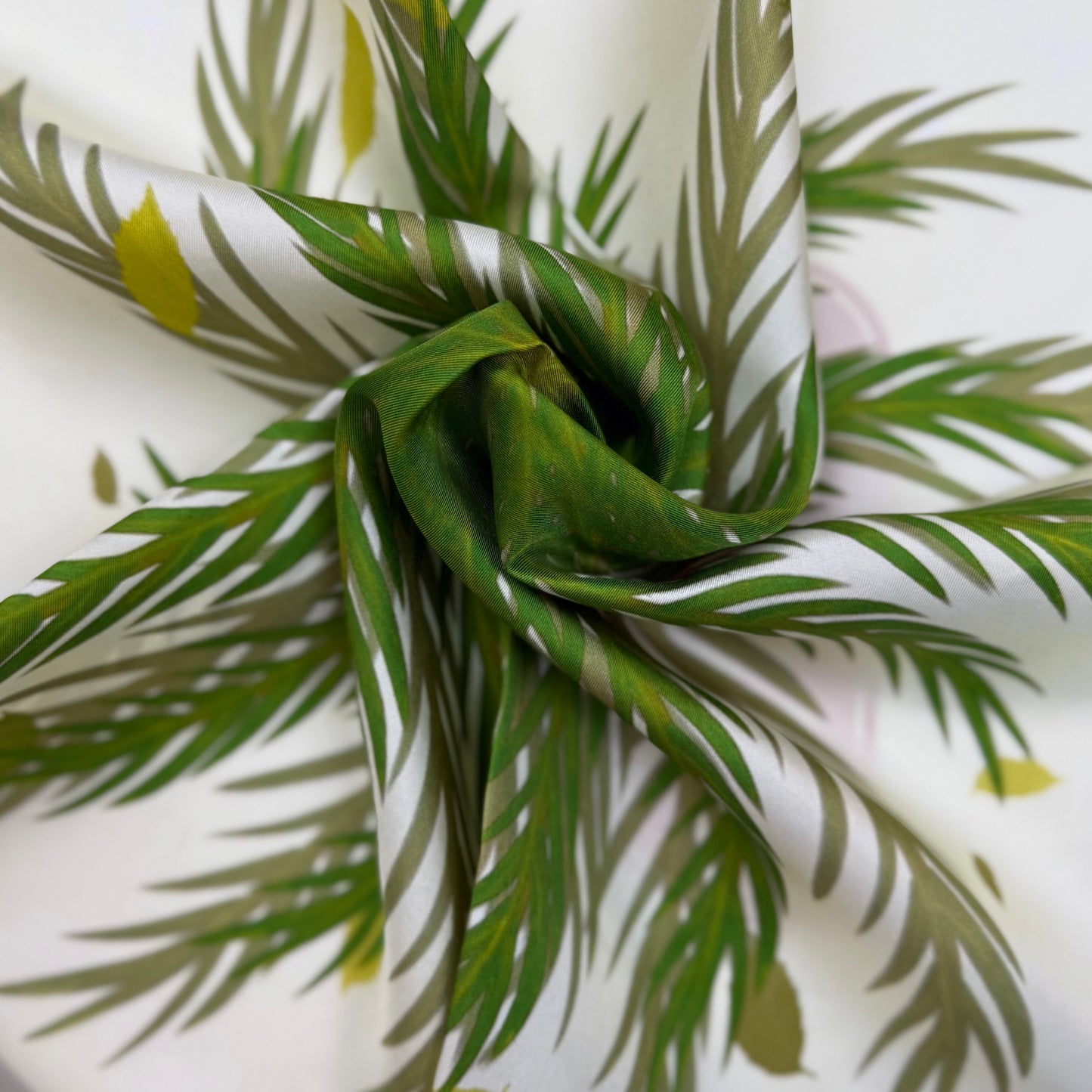 Palm Breeze - نسيم النخيل